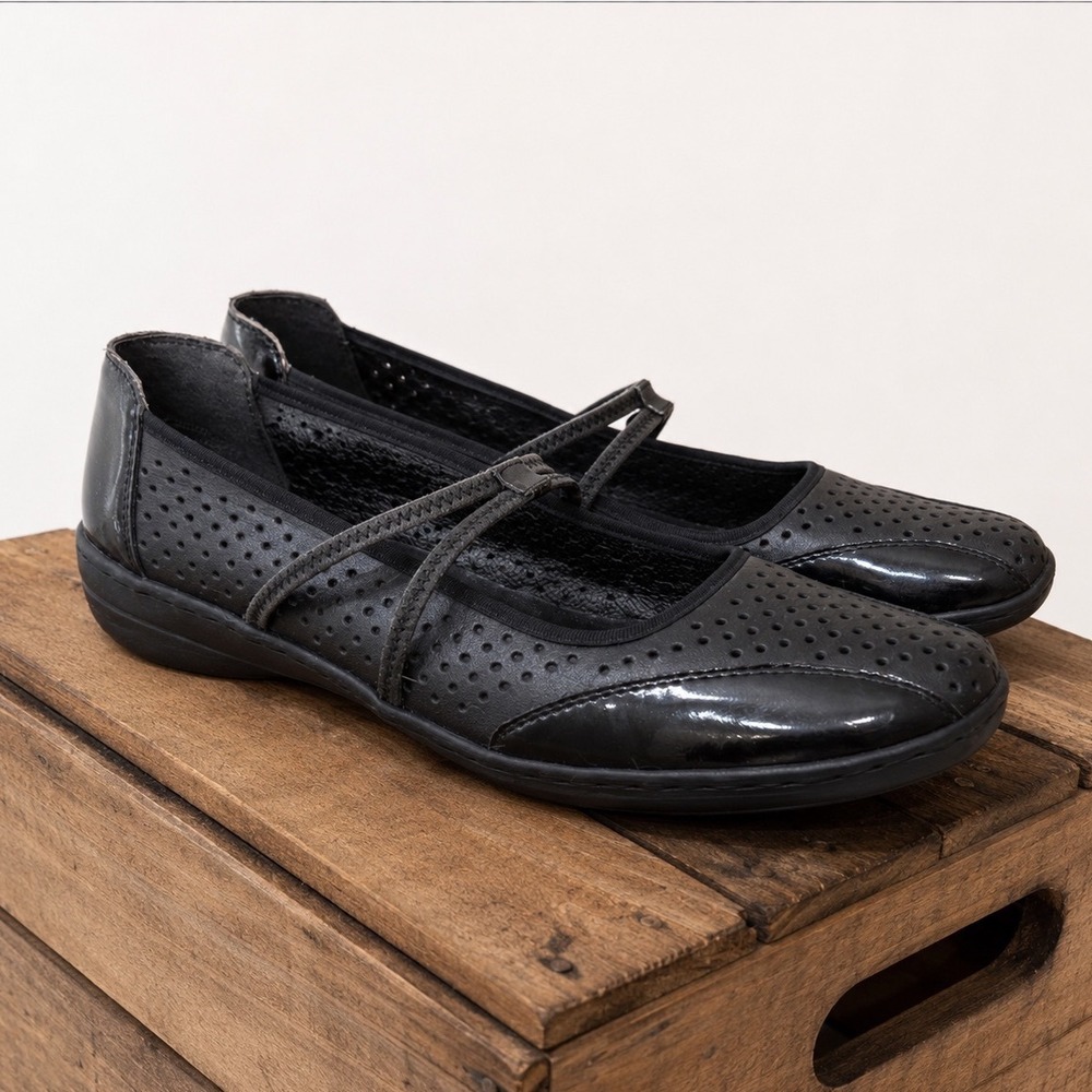 Rieker Antistress Mary Jane Flats Womens 42 Black Perforated Leather Comfort